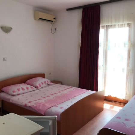 Rooms Ajllin Ulcinj Exteriör bild