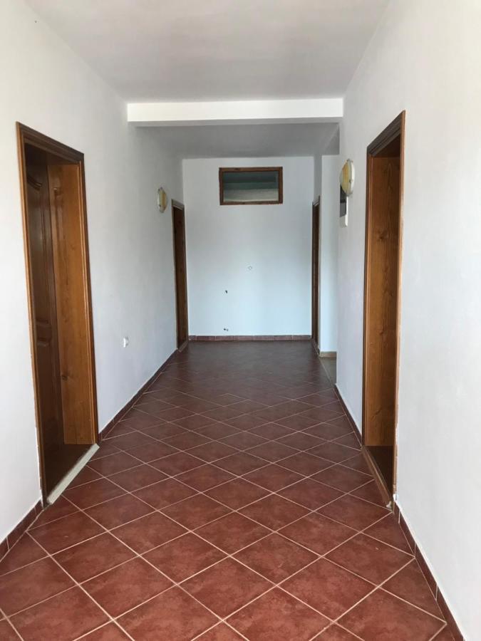 Rooms Ajllin Ulcinj Exteriör bild